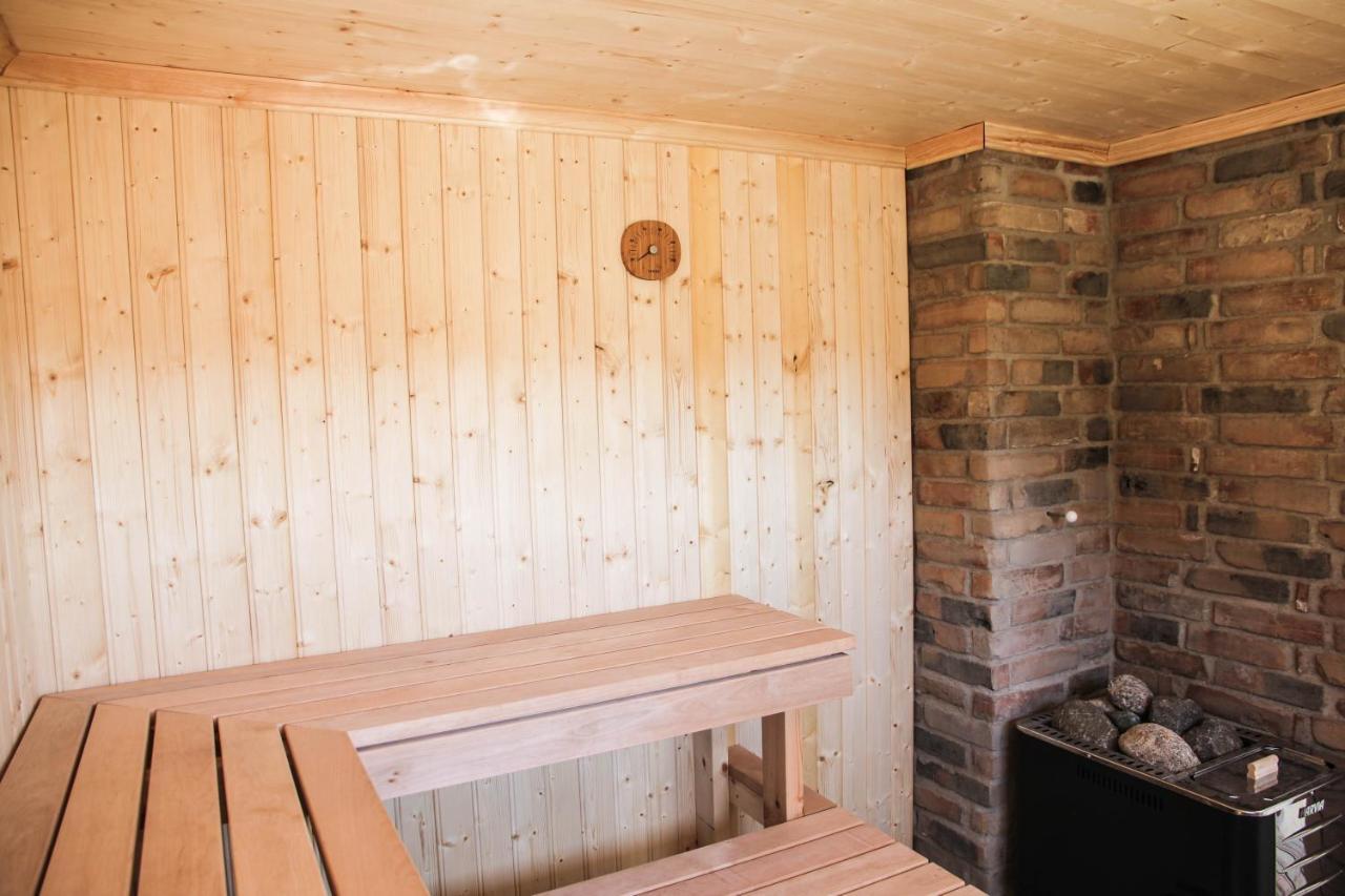 Bed and Breakfast Brobacka Gasthem Jomala Экстерьер фото