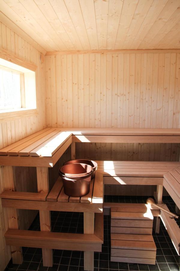 Bed and Breakfast Brobacka Gasthem Jomala Экстерьер фото